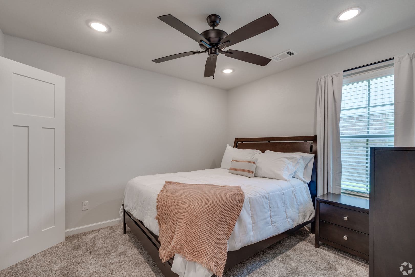 Fort Smith Apartment: 11601 Kenwood Dr