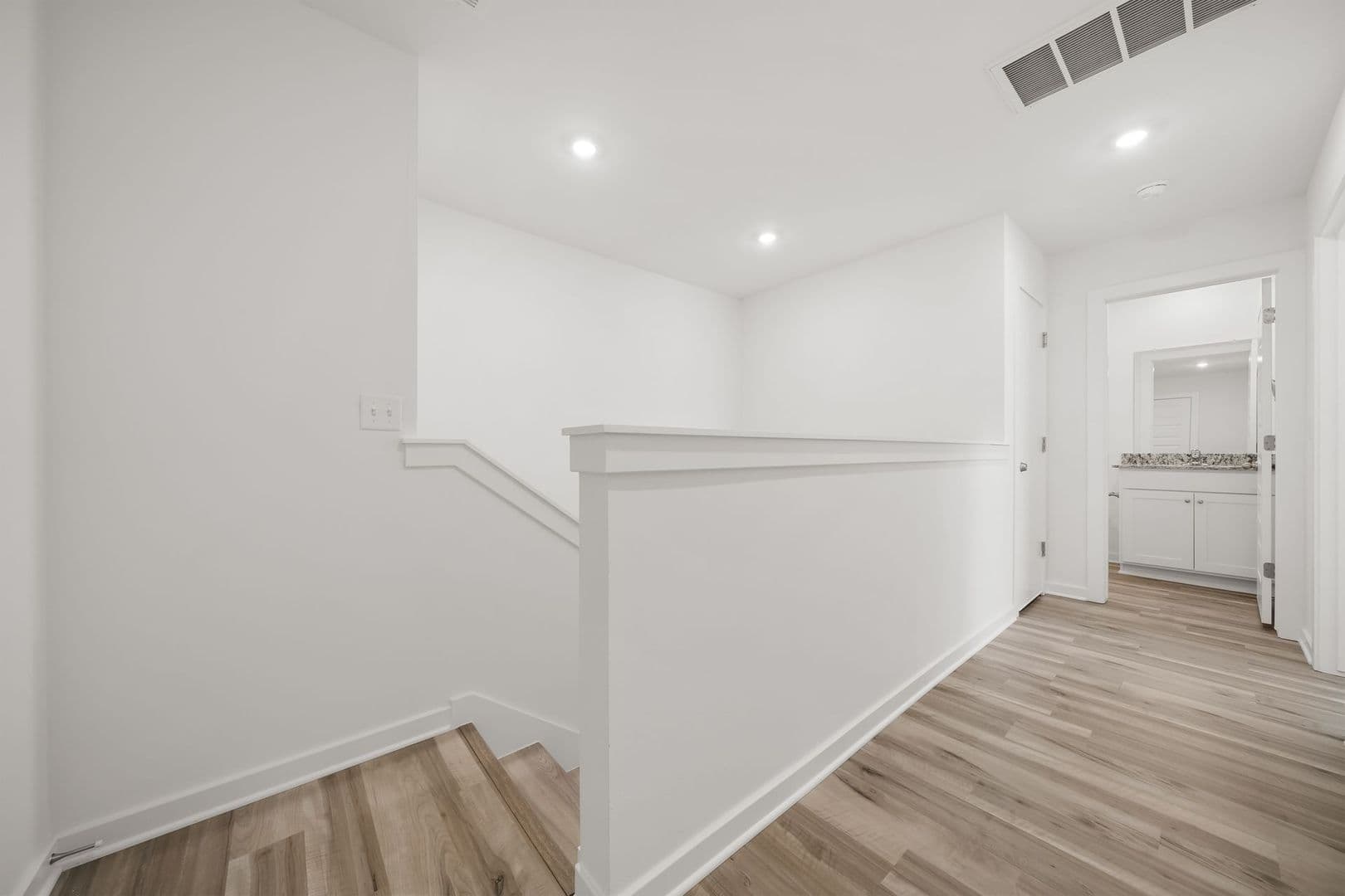 Lowell Townhome: 1544 Bermuda St