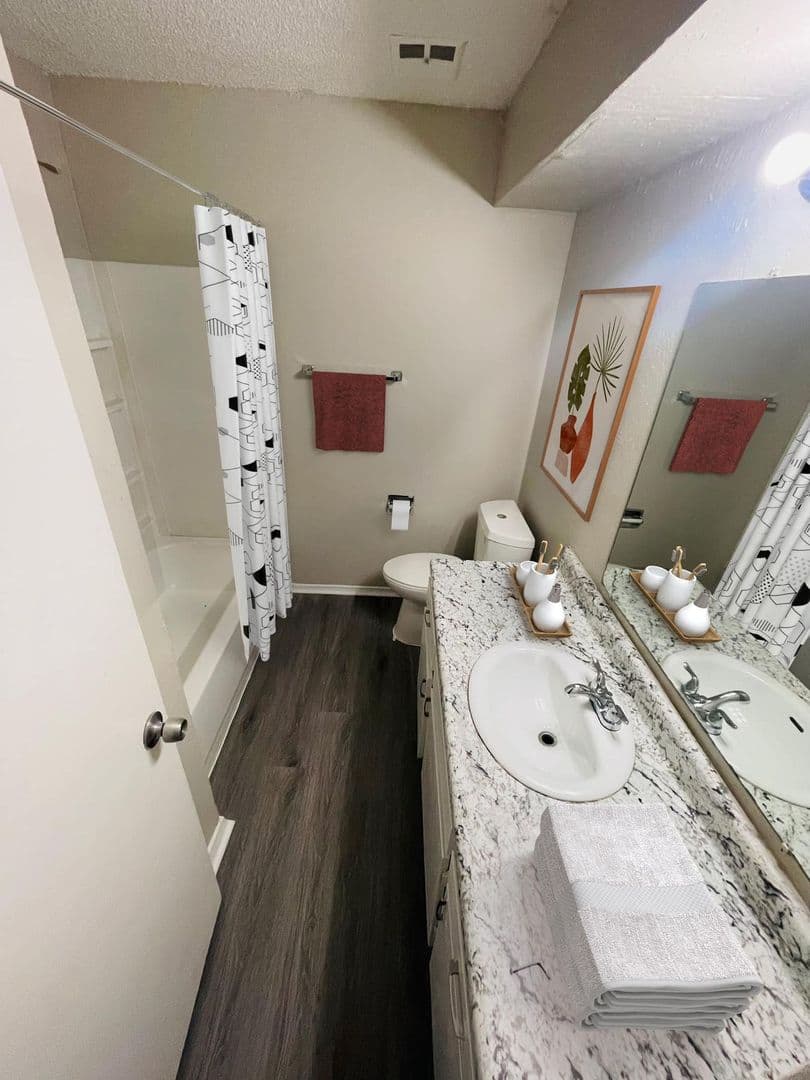 Fort Smith Apartment: 5900 Kinkead Ave