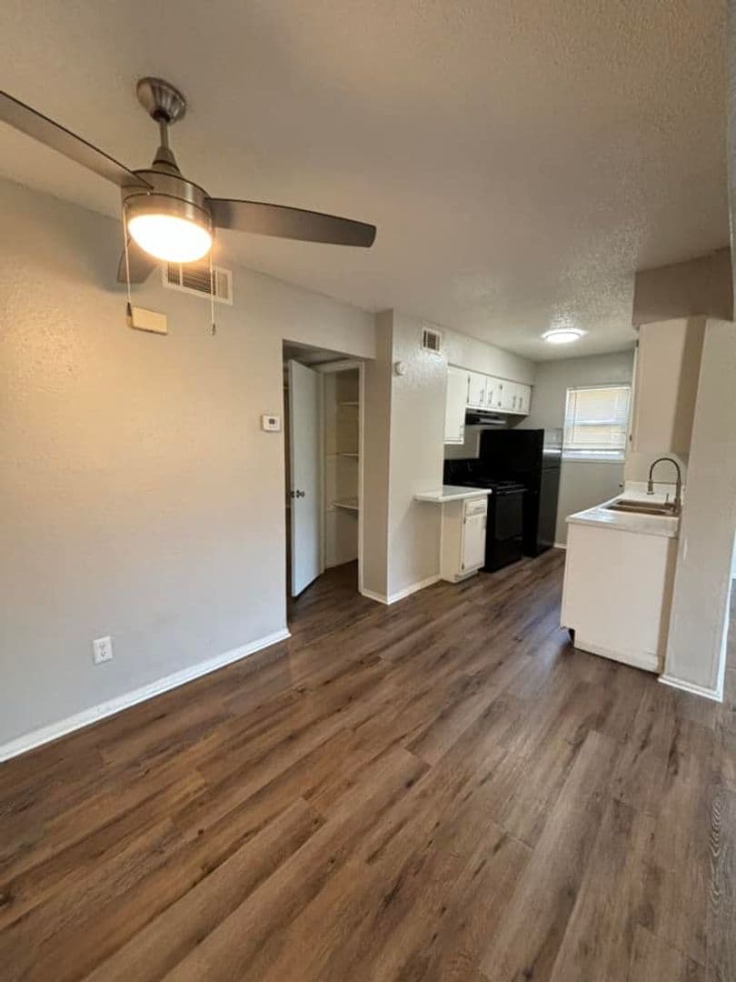 Oklahoma City Apartment: 6300 N Meridian Ave