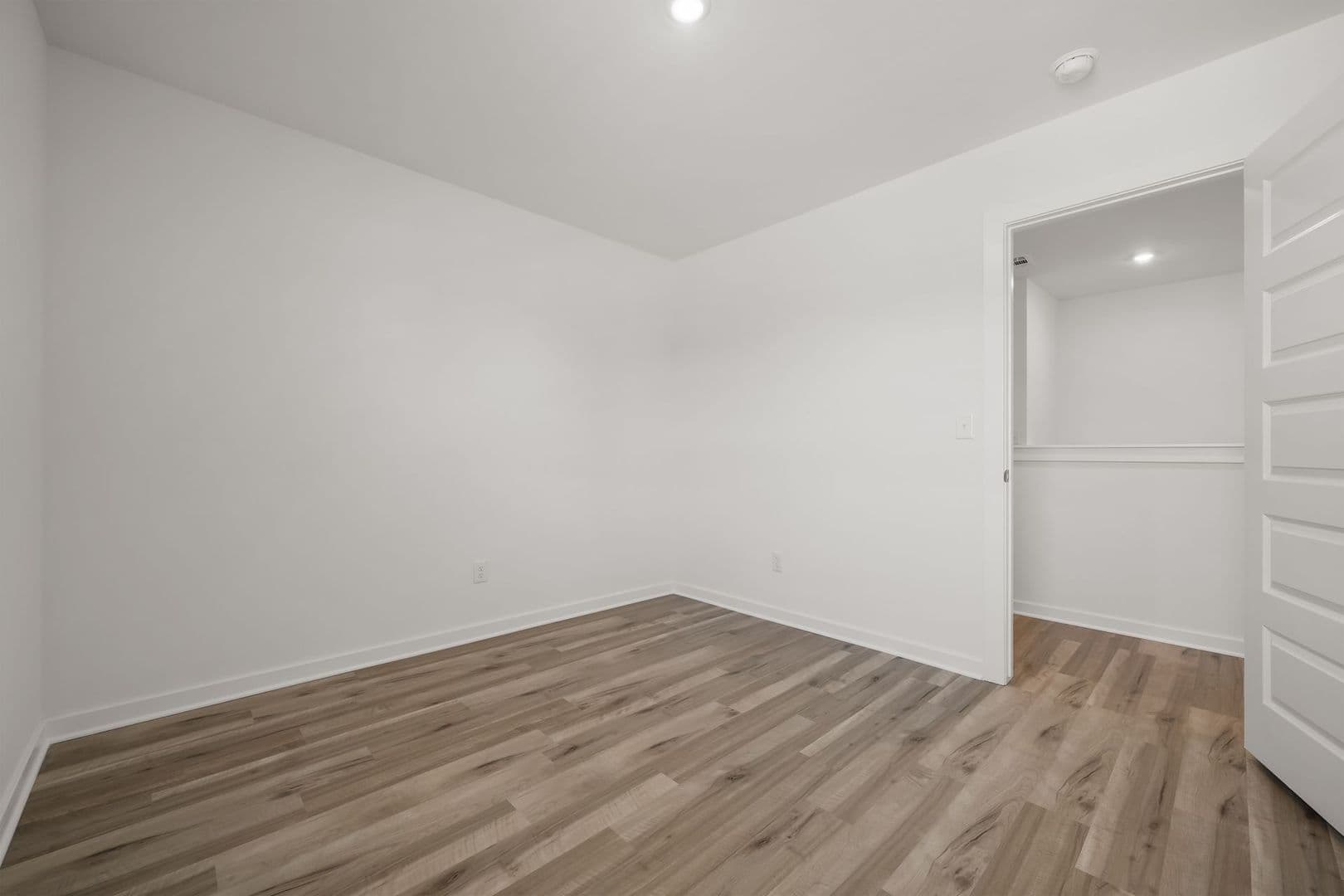 Lowell Townhome: 1544 Bermuda St