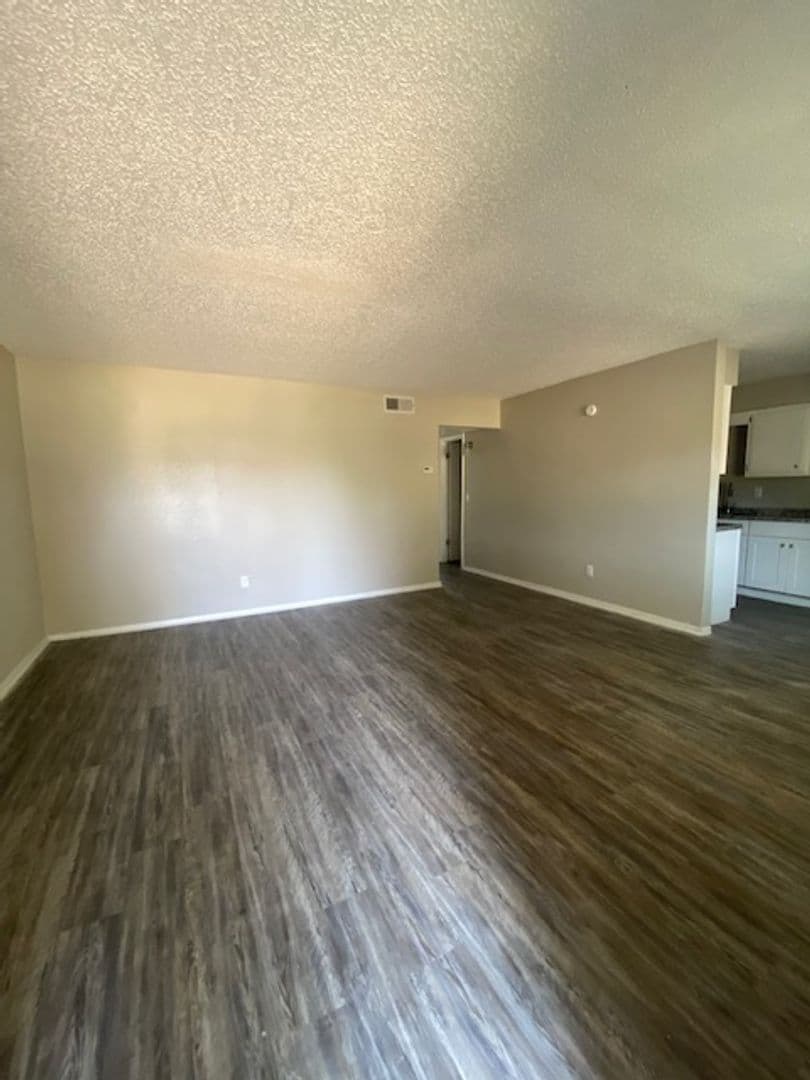 Oklahoma City Apartment: 6300 N Meridian Ave