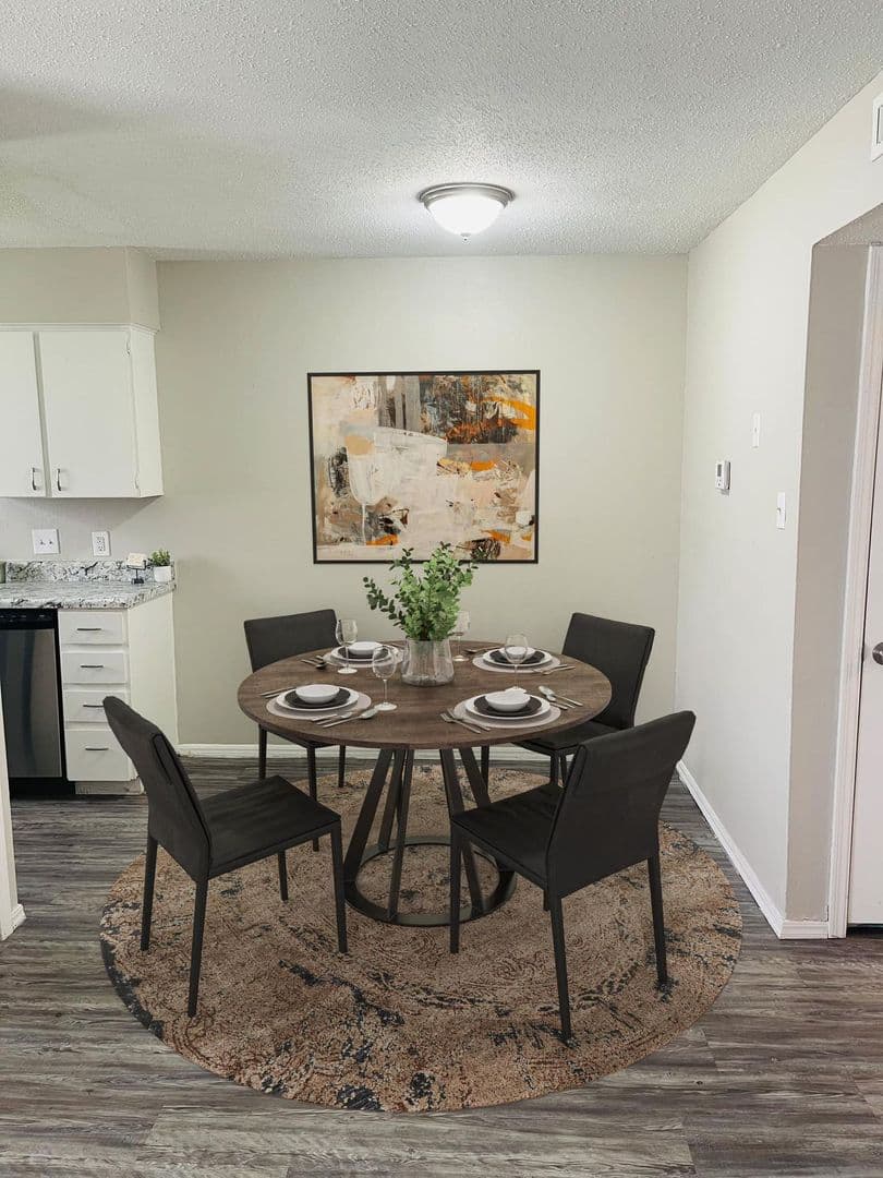 Fort Smith Apartment: 5900 Kinkead Ave