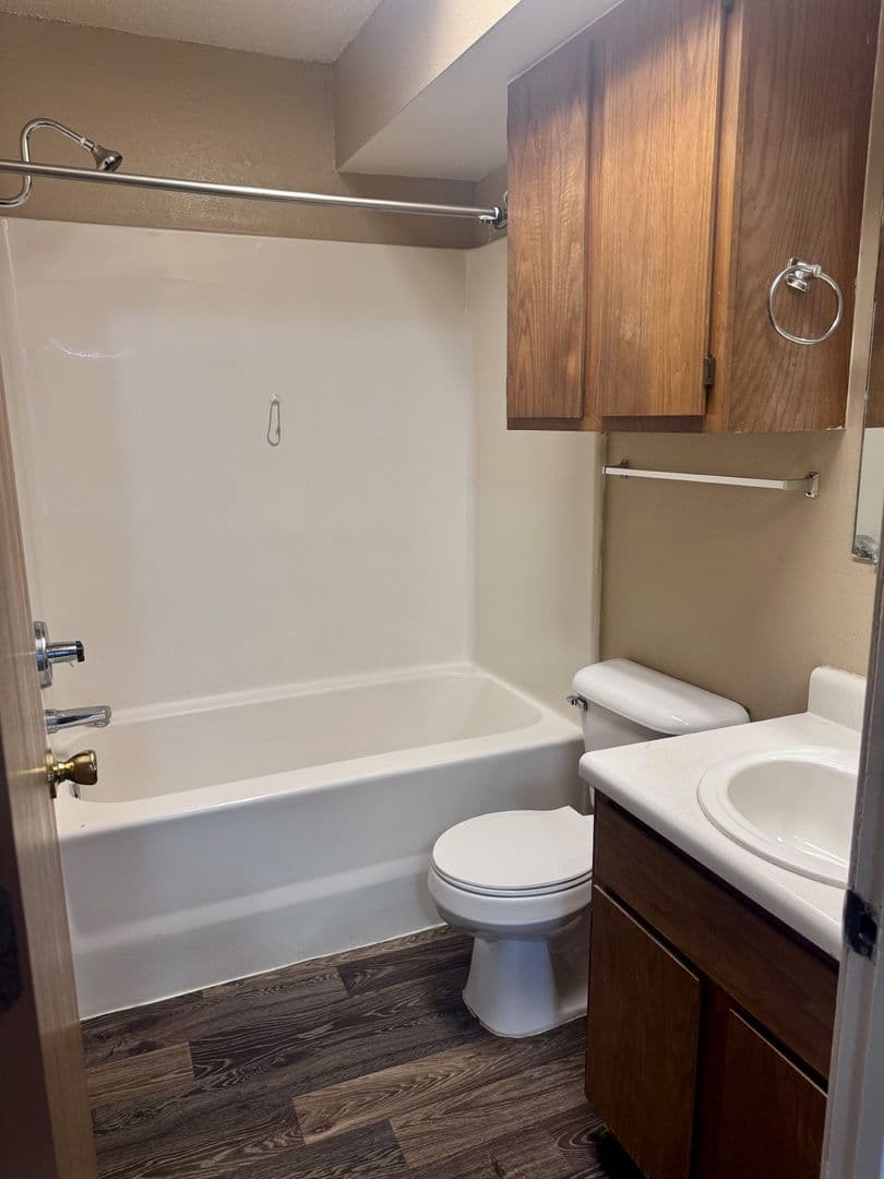 Fort Smith Apartment: 7114 Texas Rd