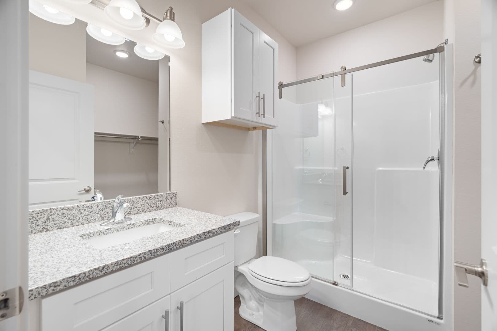 Barling Apartment: 1800 Frontier Rd