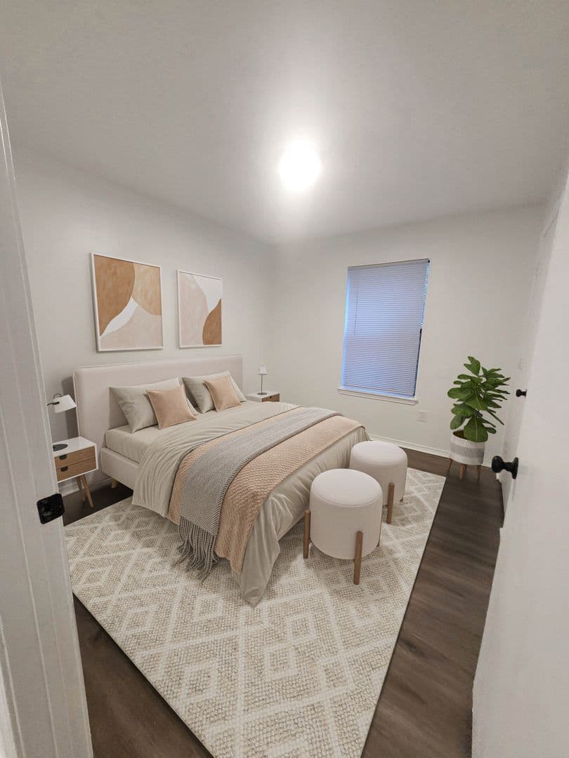 Fort Smith Apartment: 7114 Texas Rd