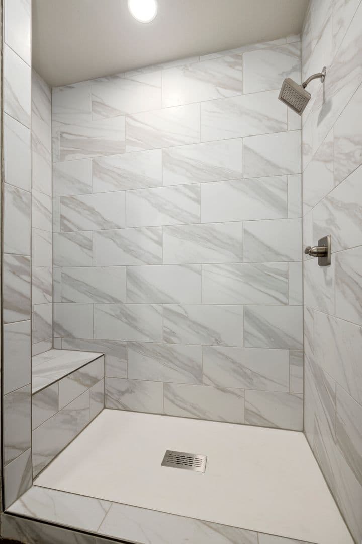 Tontitown Apartment: 693 Morsani Pl