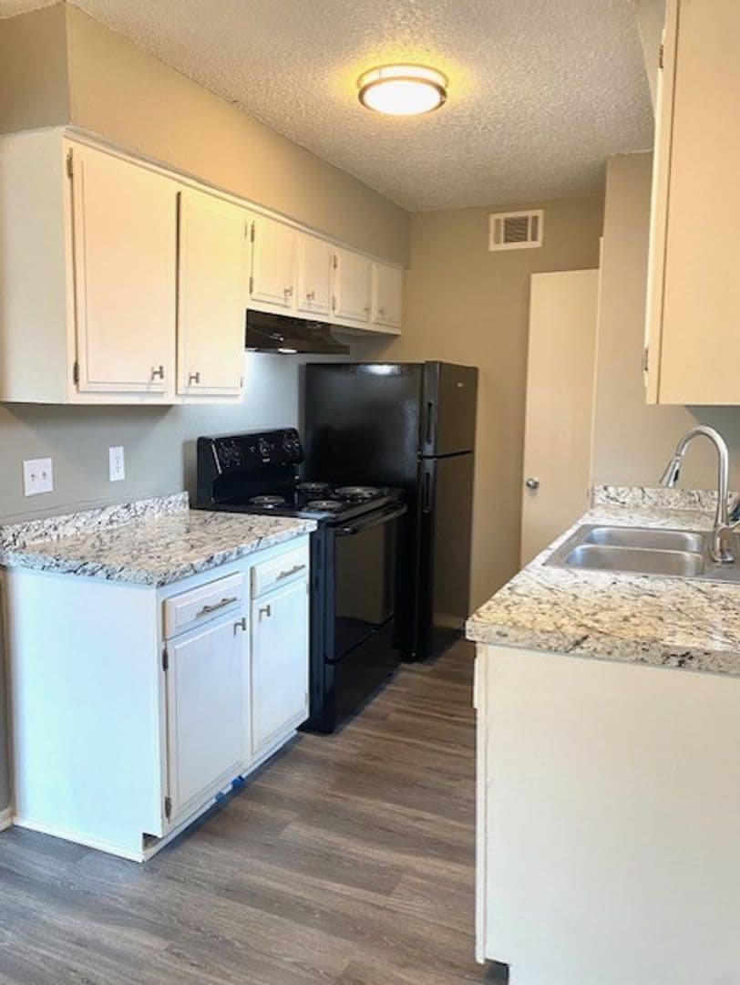 Oklahoma City Apartment: 6300 N Meridian Ave