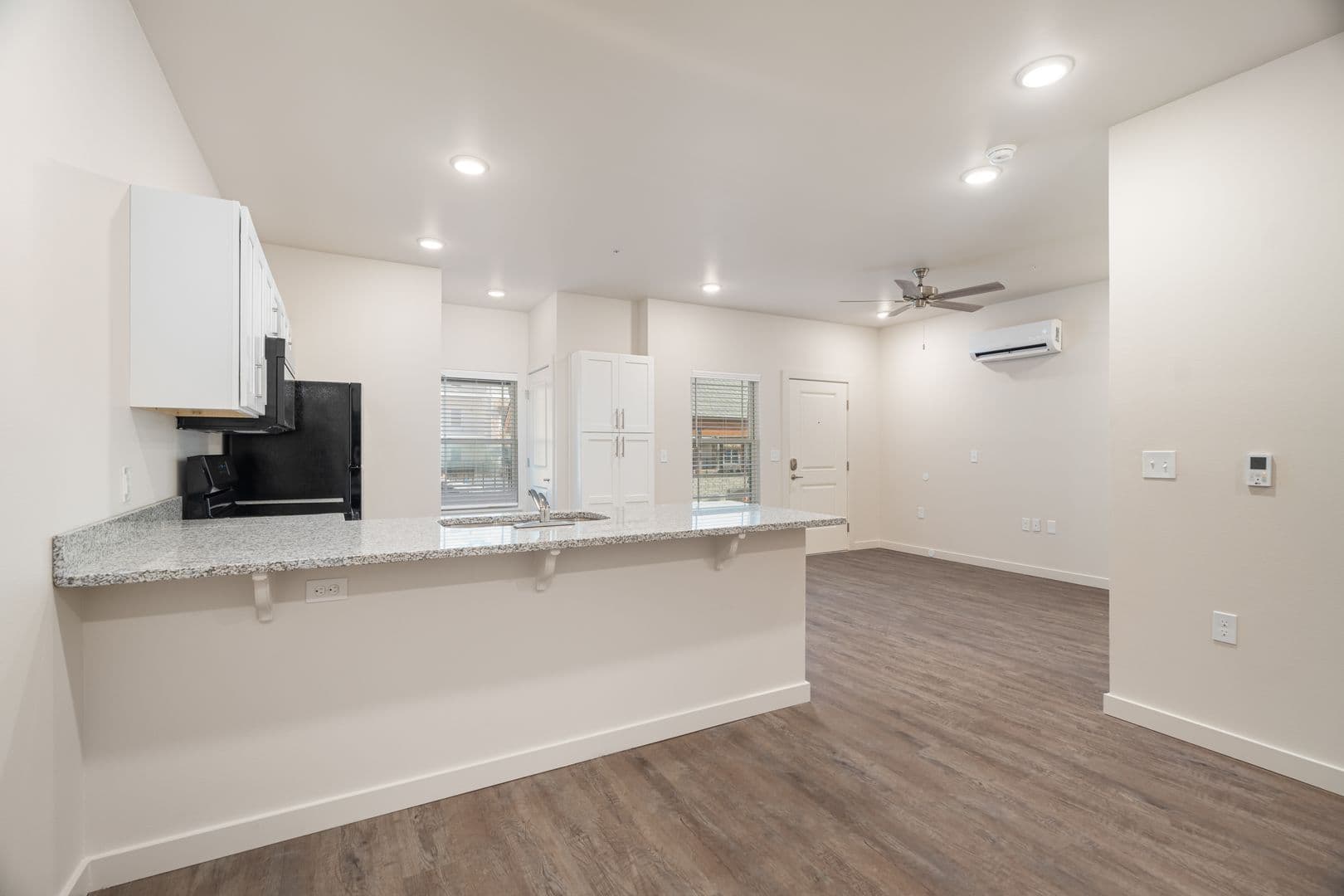 Barling Apartment: 1800 Frontier Rd