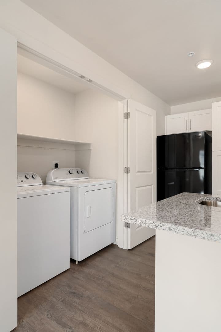 Barling Apartment: 1800 Frontier Rd