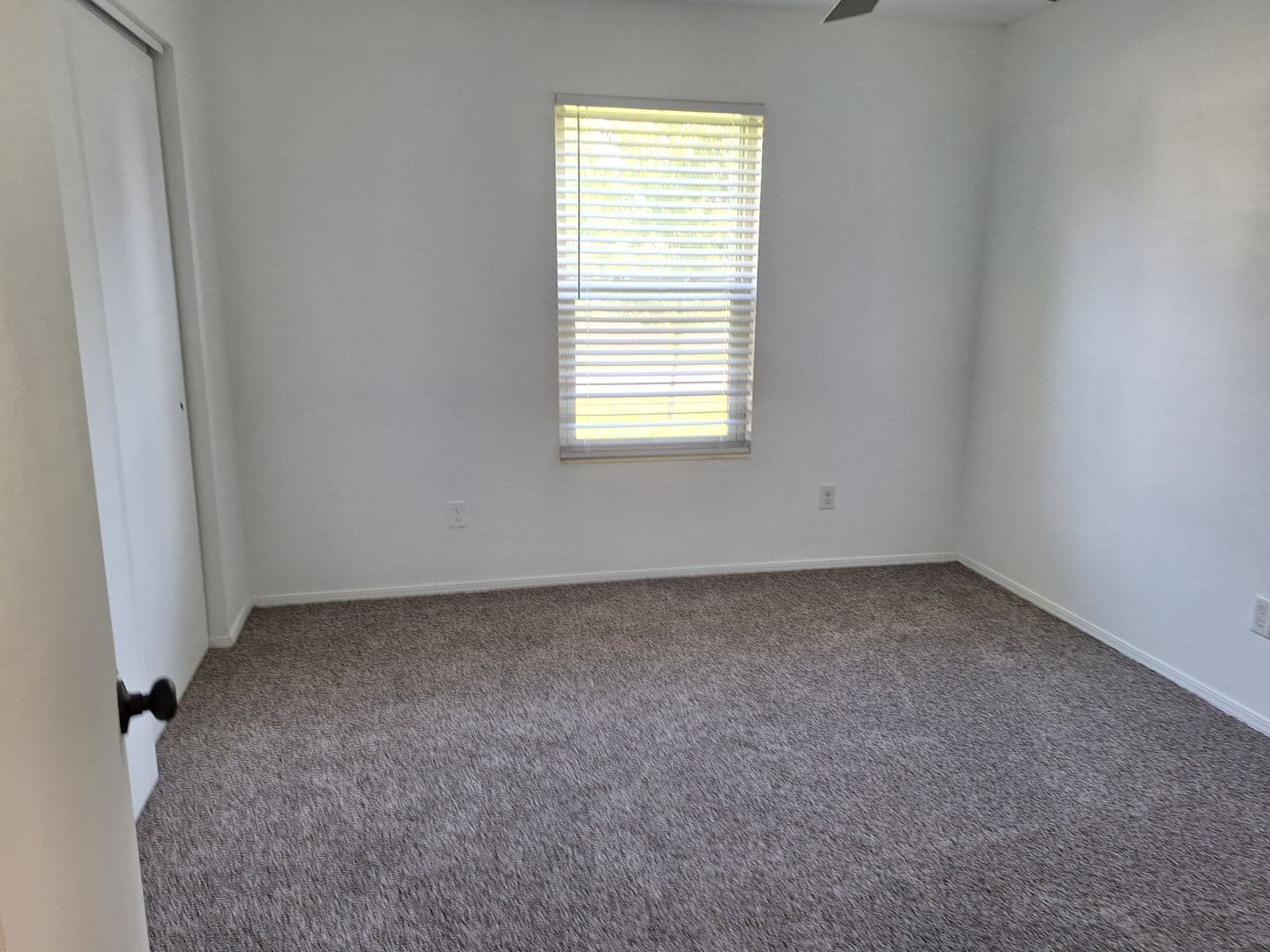 Springfield Apartment: 3020 W Farm Rd 164