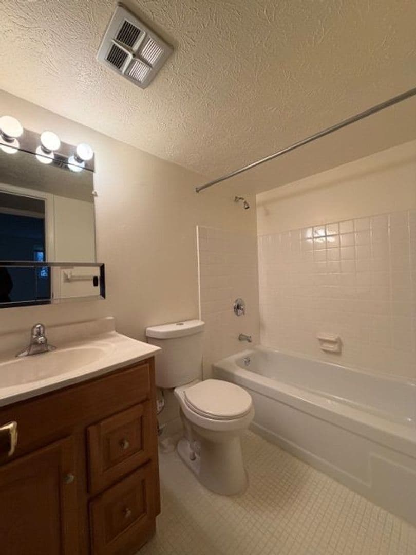 Fairview Park Apartment: 20201 Lorain Rd.