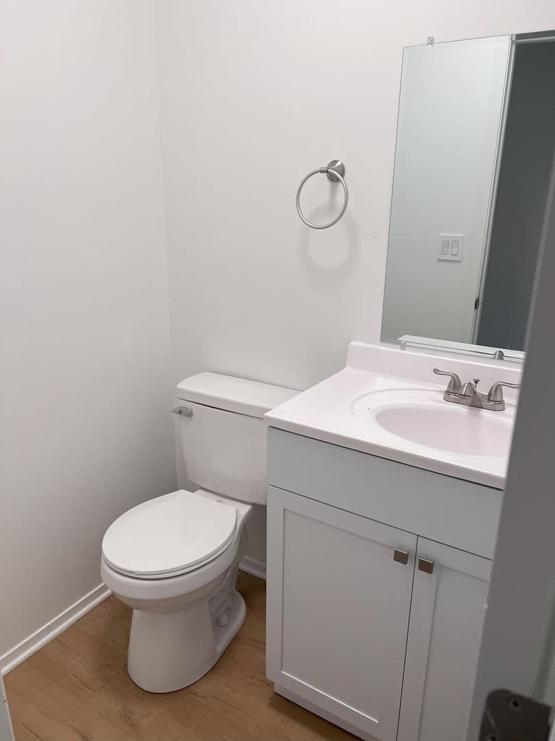 Akron Apartment: 2569 Romig Rd.