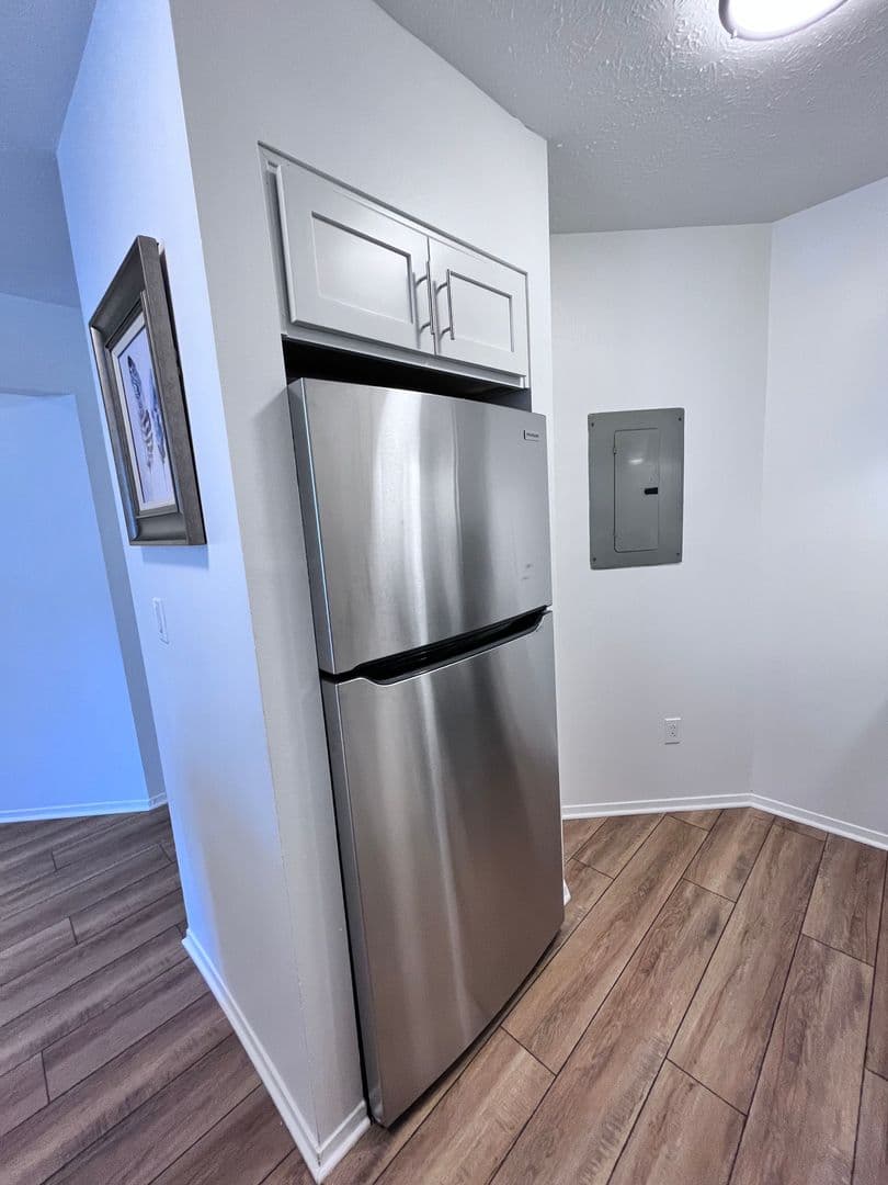 Akron Apartment: 2569 Romig Rd.