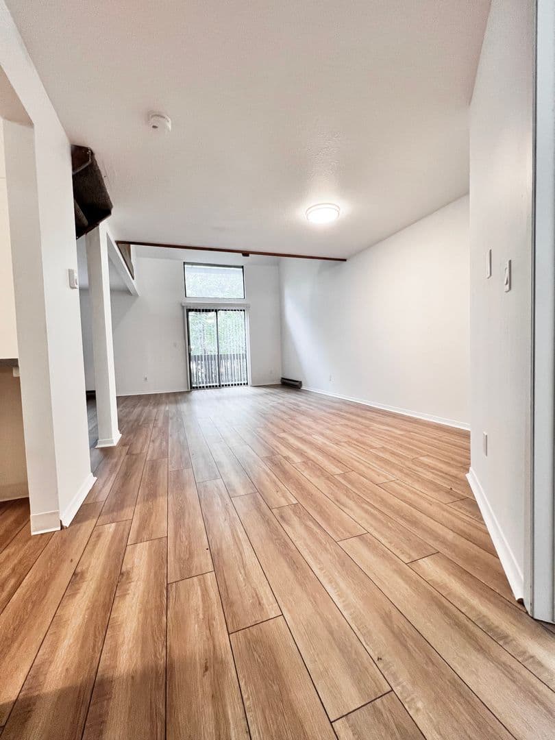 Akron Apartment: 2569 Romig Rd.