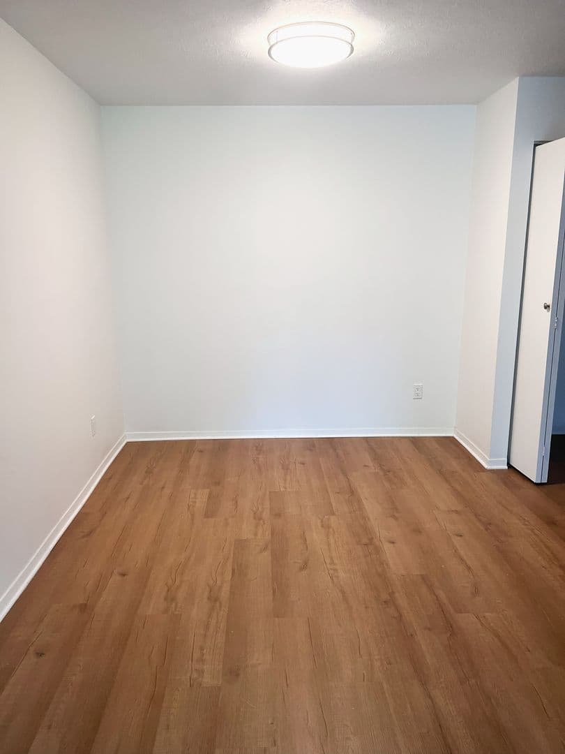 Akron Apartment: 2569 Romig Rd.