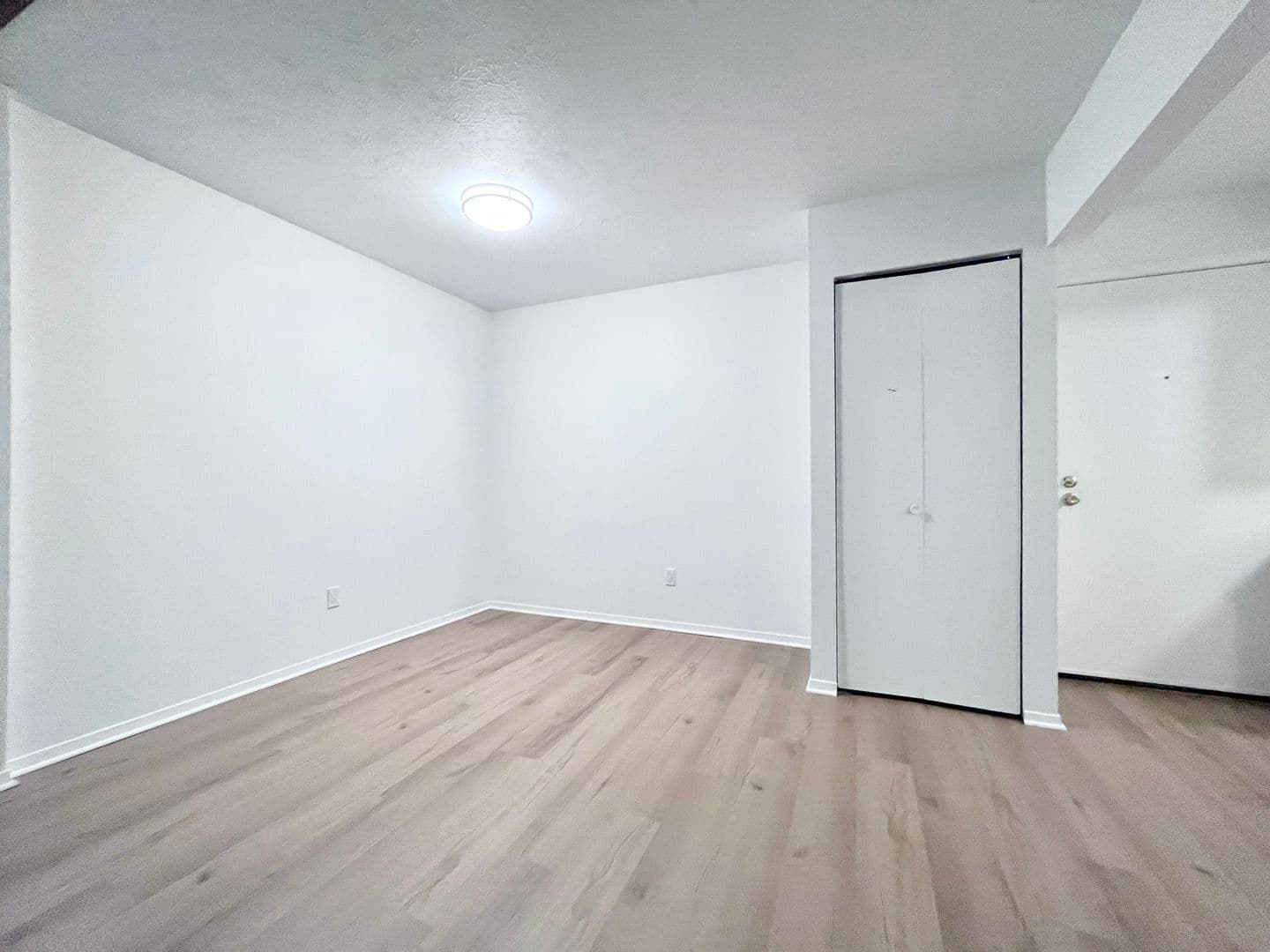 Akron Apartment: 2569 Romig Rd.