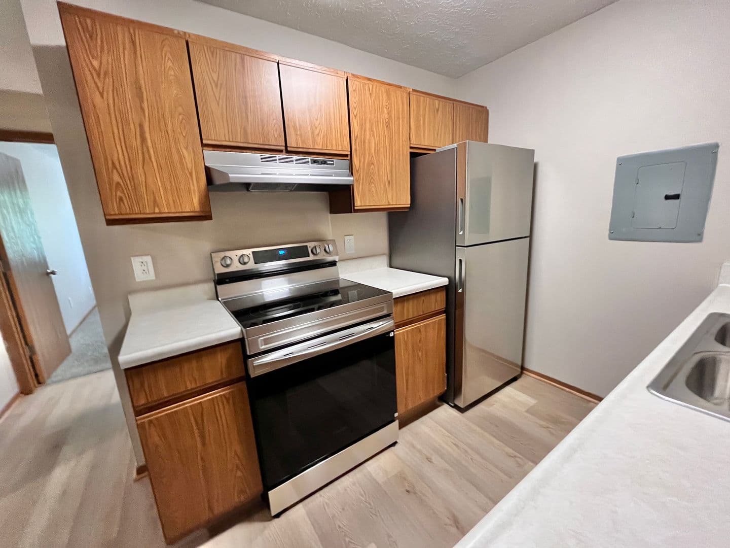 Akron Apartment: 2569 Romig Rd.
