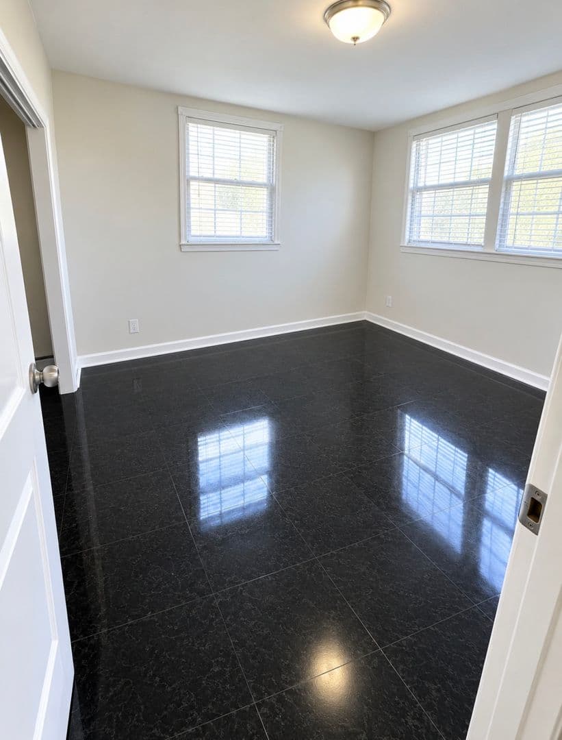 Columbus Apartment: 2983 Buena Vista Road