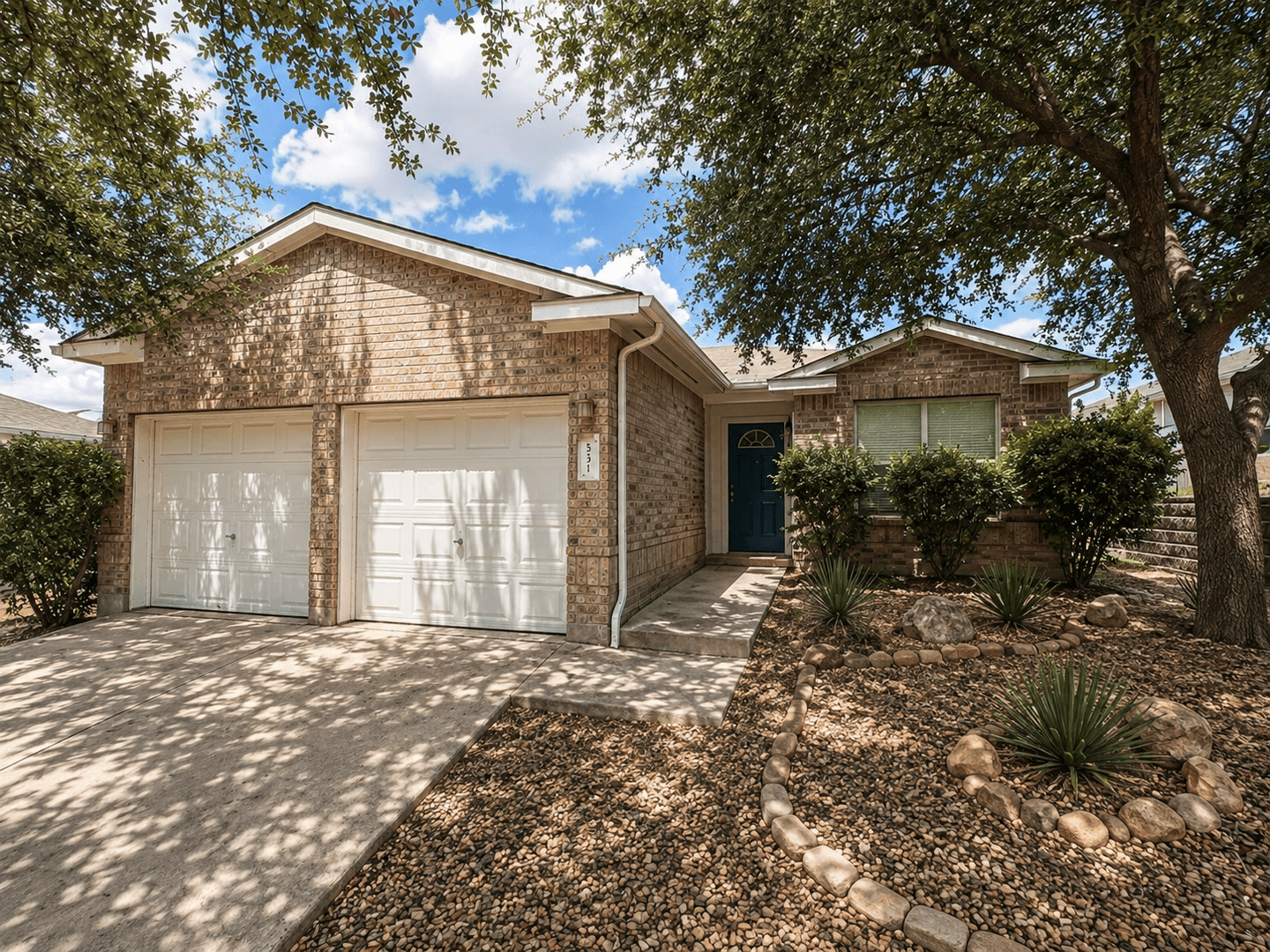 Schertz House: 5141 Storm King