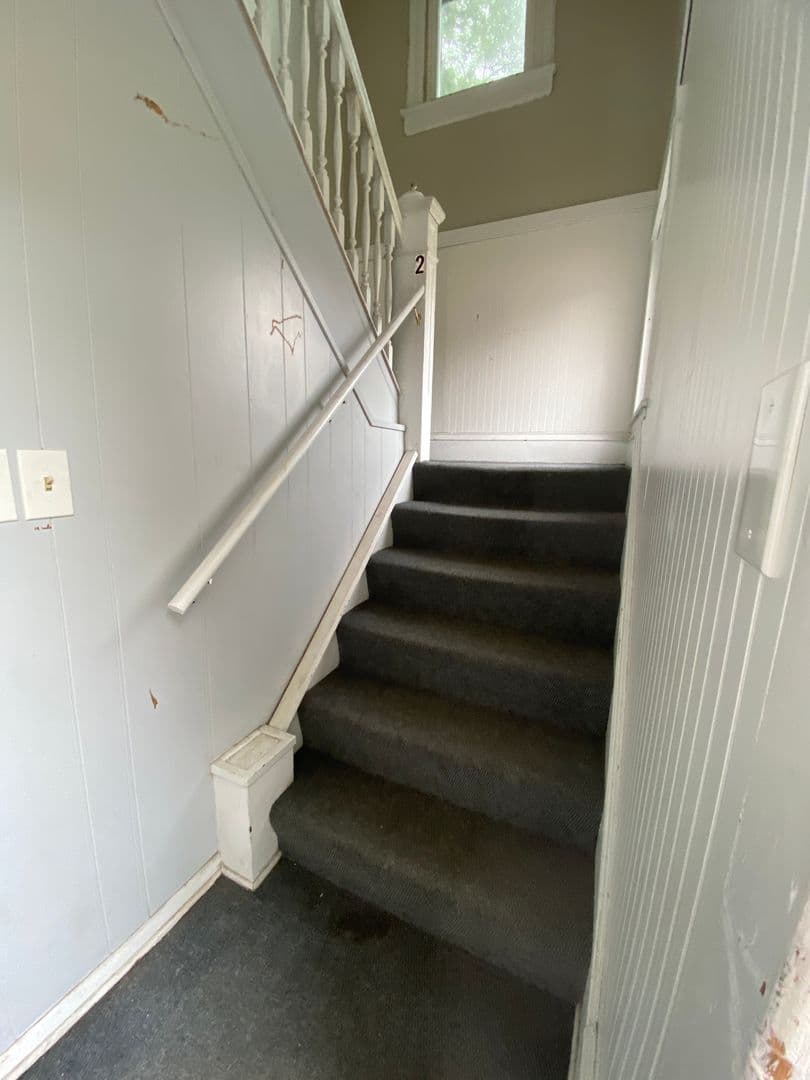 Faribault Apartment: 104 8th St NW