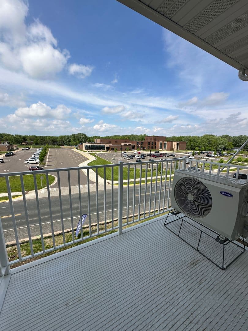 Northfield Apartment: 801 Kraewood Drive