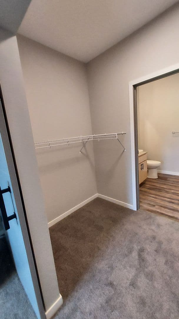 Rochester Apartment: 3345 41st Street NW
