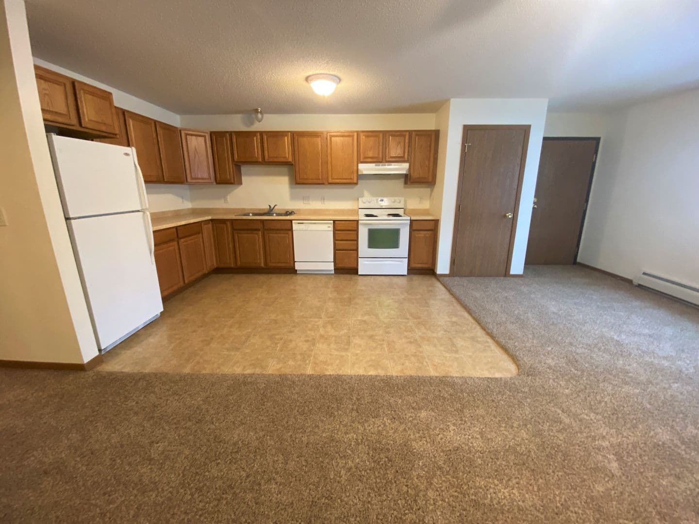 Faribault Apartment: 2610 Cardinal Ave - 304