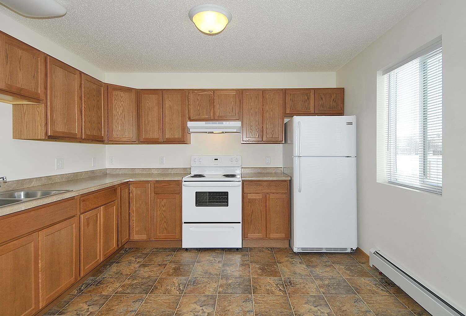Faribault Apartment: 2310 Park Ave - 501