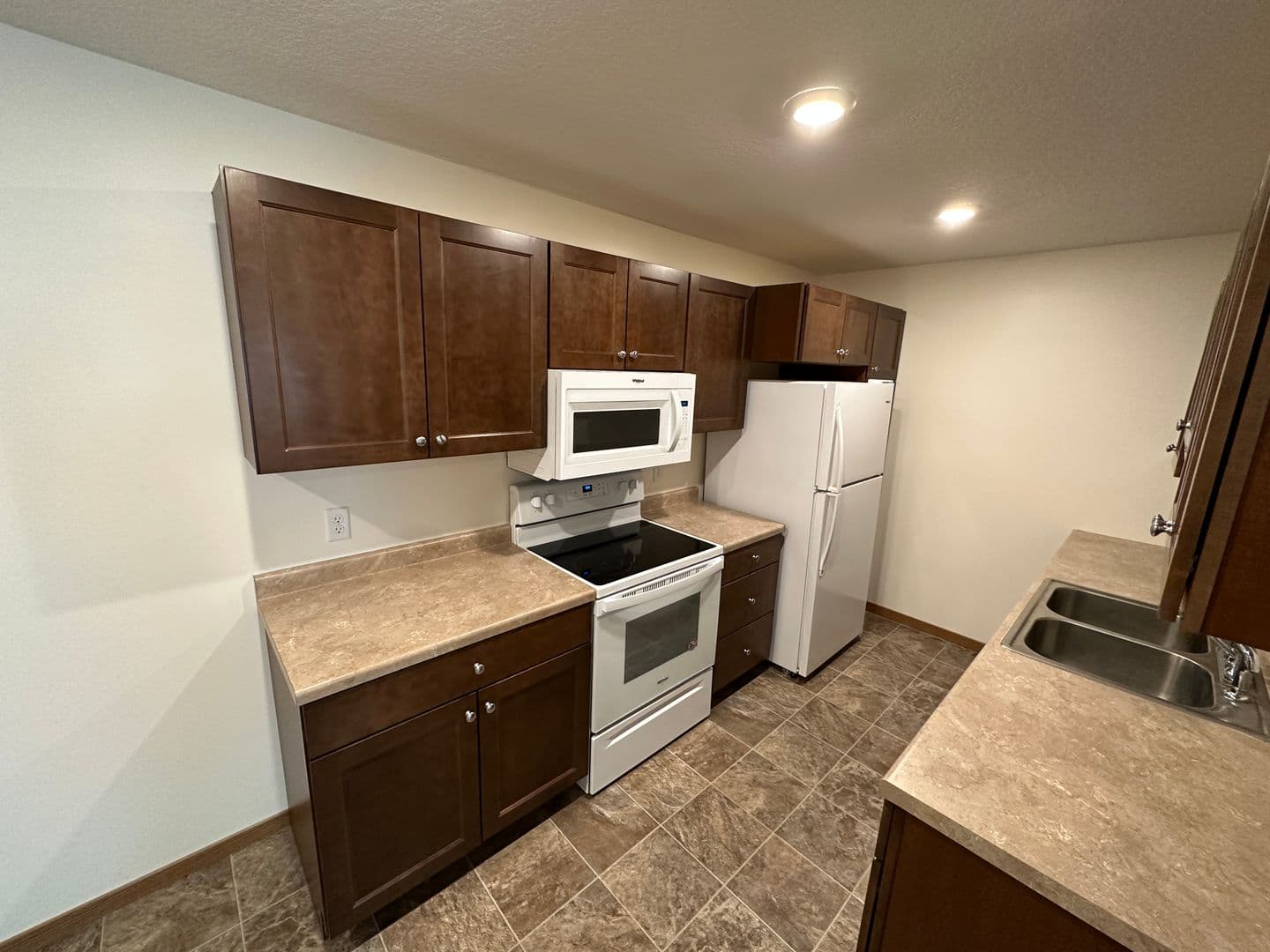Faribault Apartment: 2805 Cardinal Ave. - 207