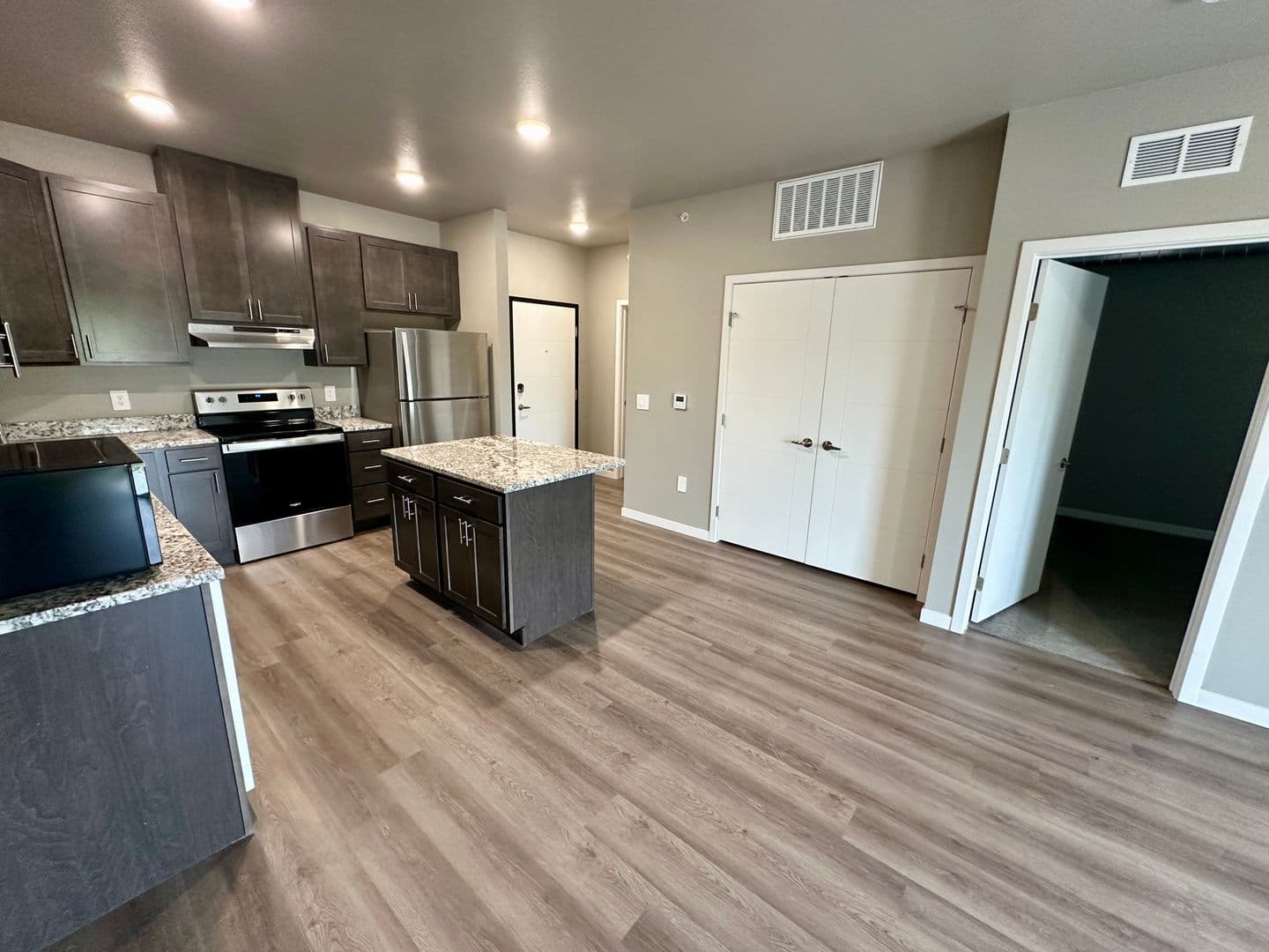 Northfield Apartment: 801 Kraewood Drive