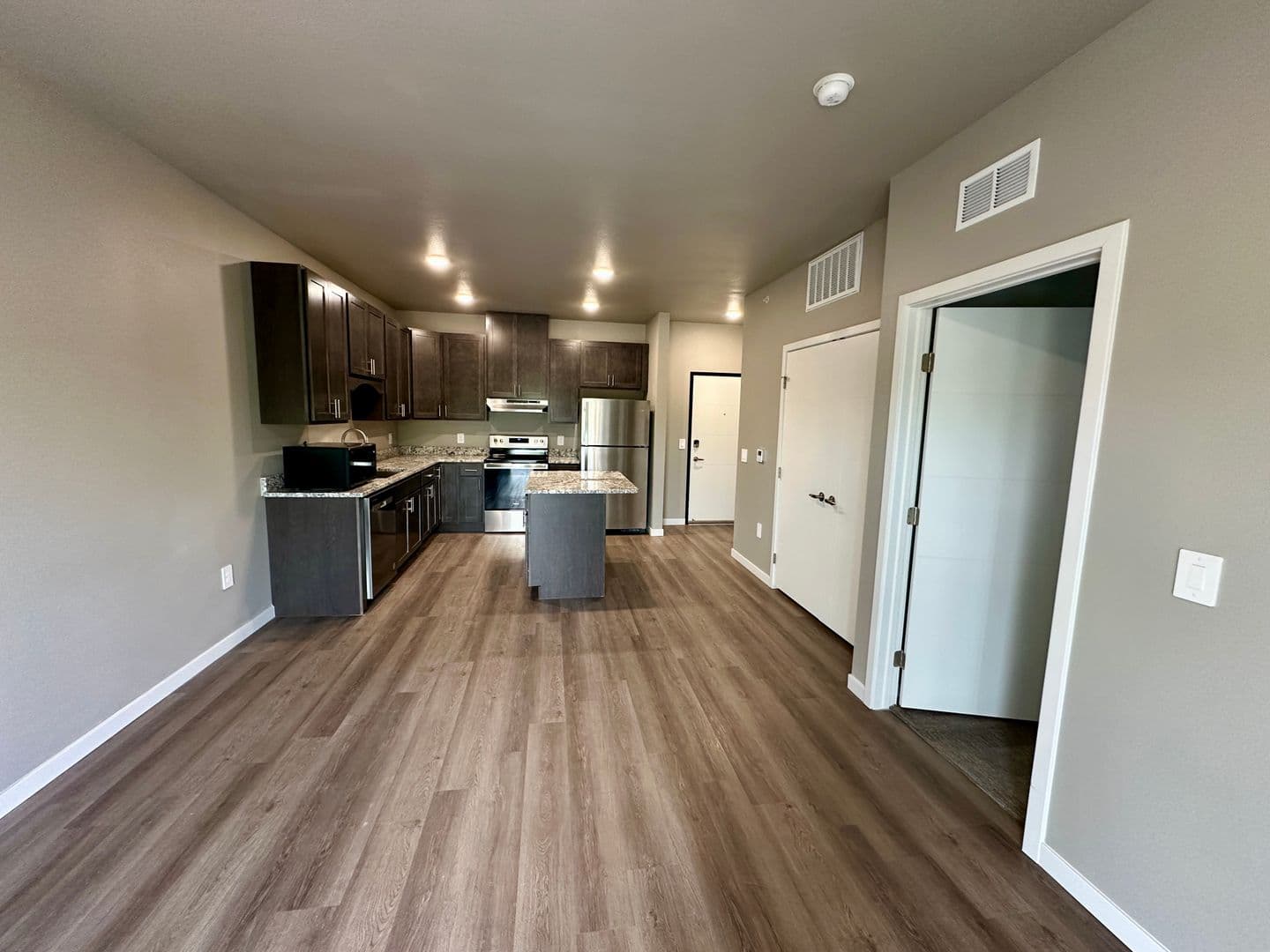 Northfield Apartment: 801 Kraewood Drive
