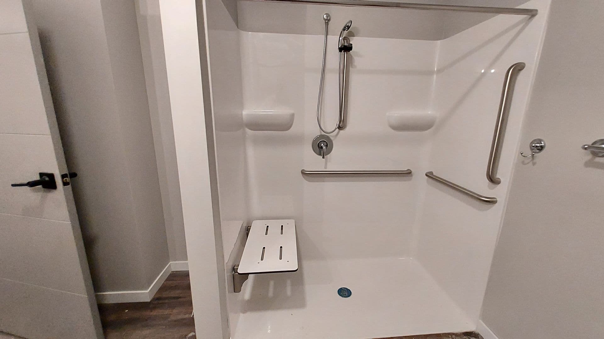 Rochester Apartment: 3345 41st Street NW