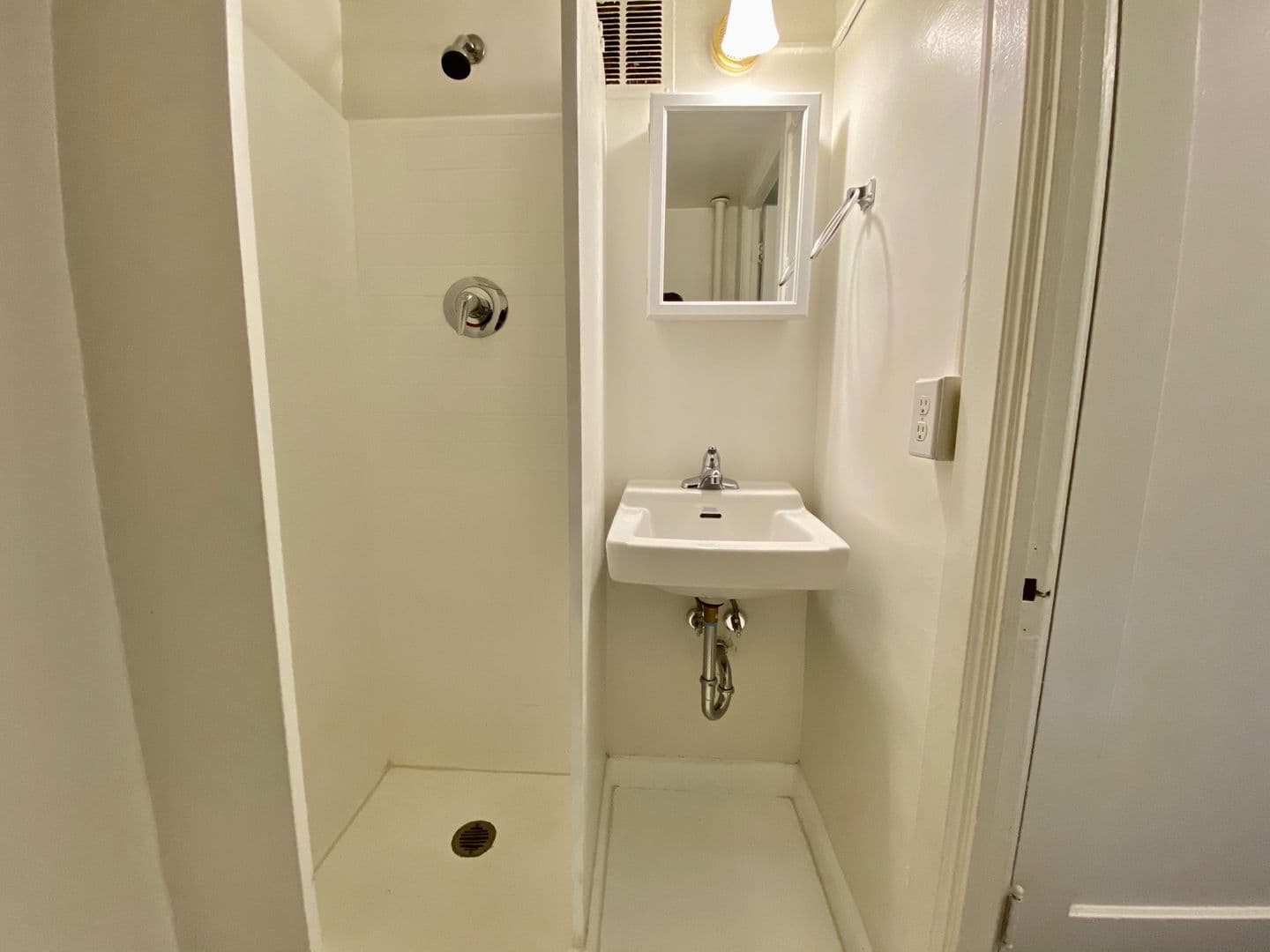 Seattle Apartment: 404 E. Howell St.