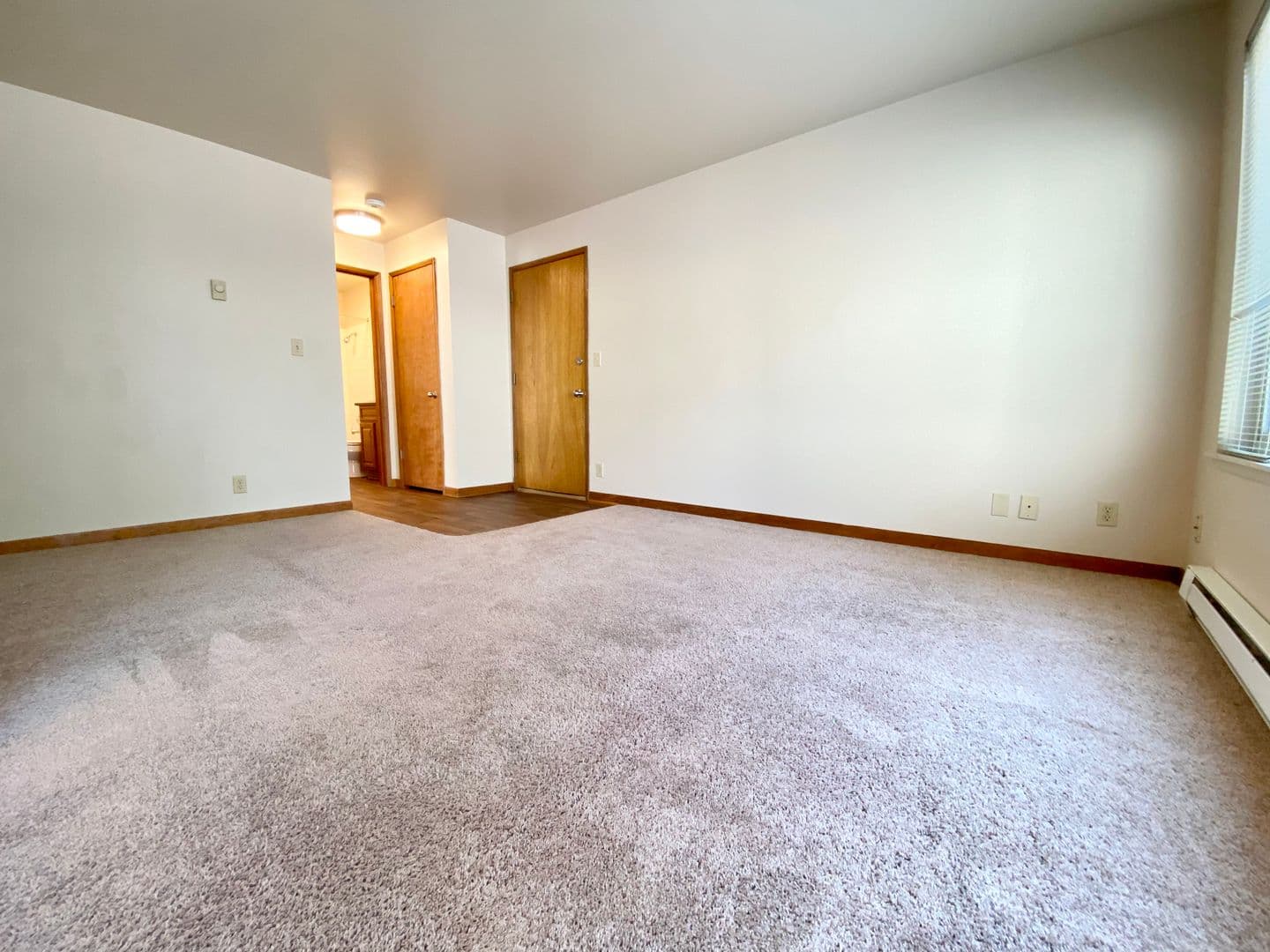 Seattle Apartment: 3200 NE 140th St.