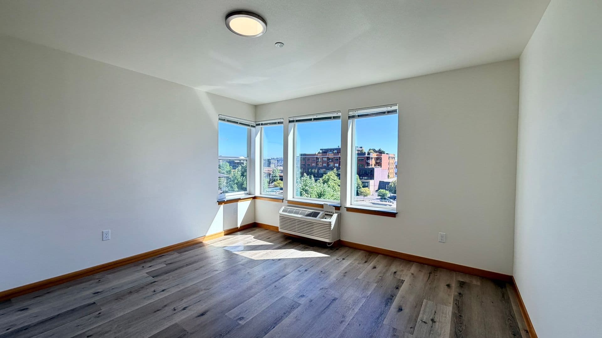 Seattle Apartment: 2226 NW 58th St.