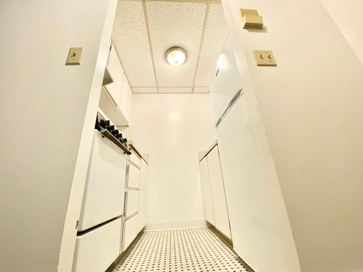 Seattle Apartment: 404 E. Howell St.