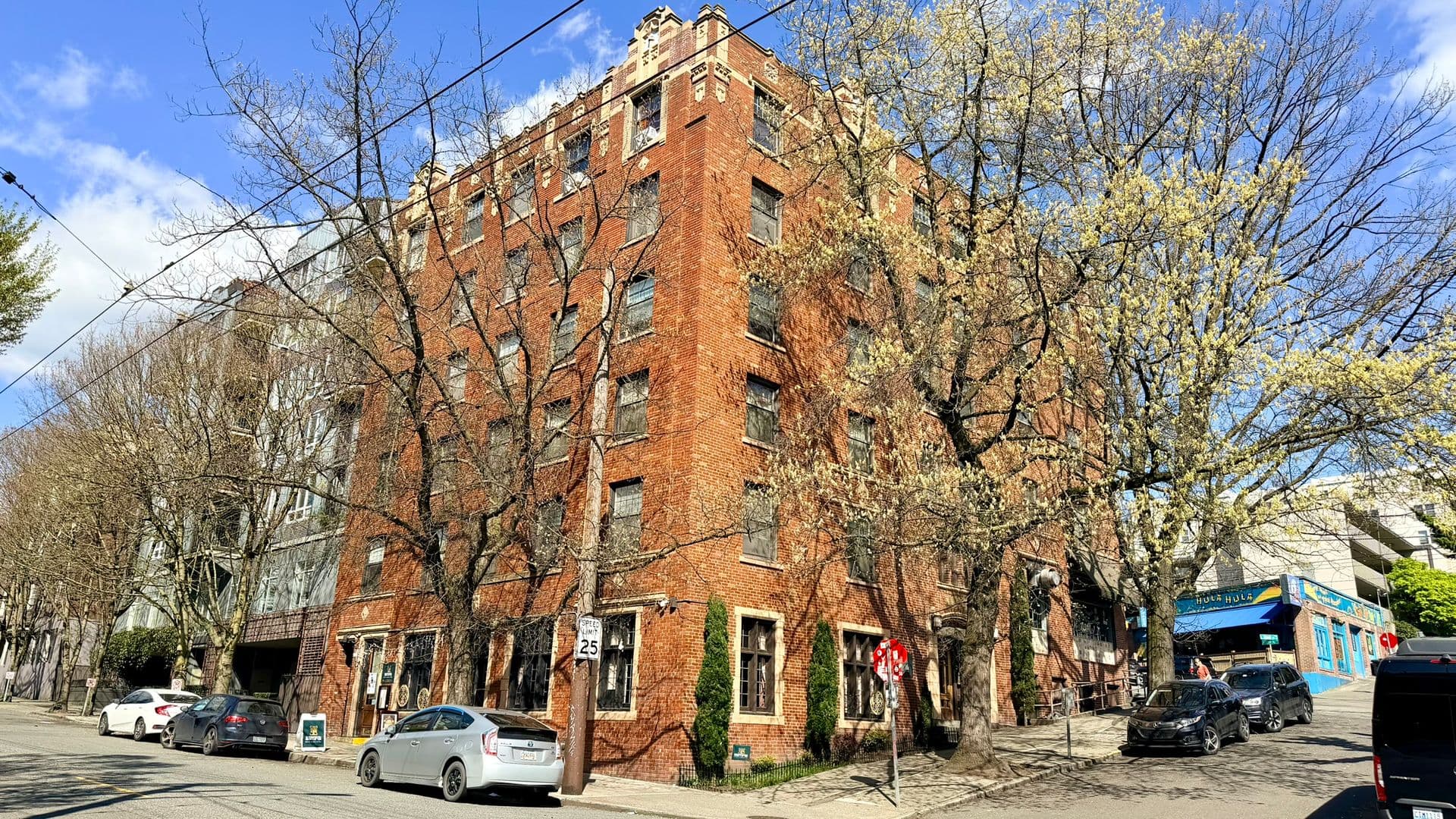 Seattle Apartment: 404 E. Howell St.