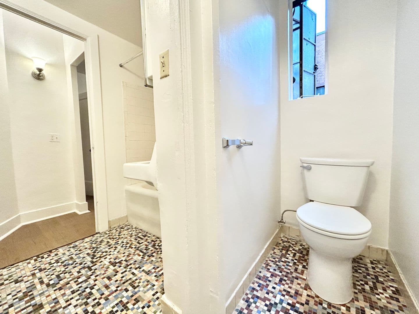 Seattle Apartment: 404 E. Howell St.