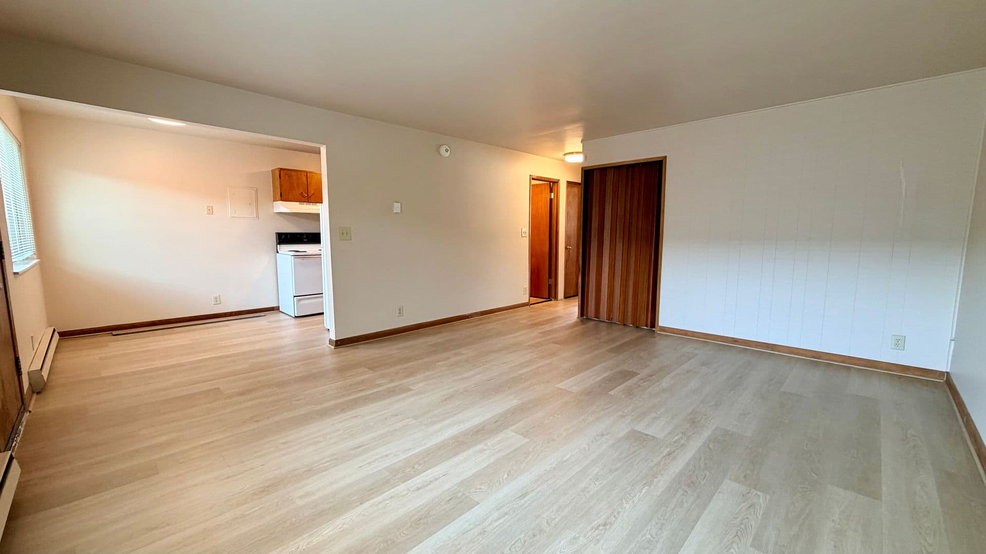 Seattle Apartment: 3200 NE 140th St.