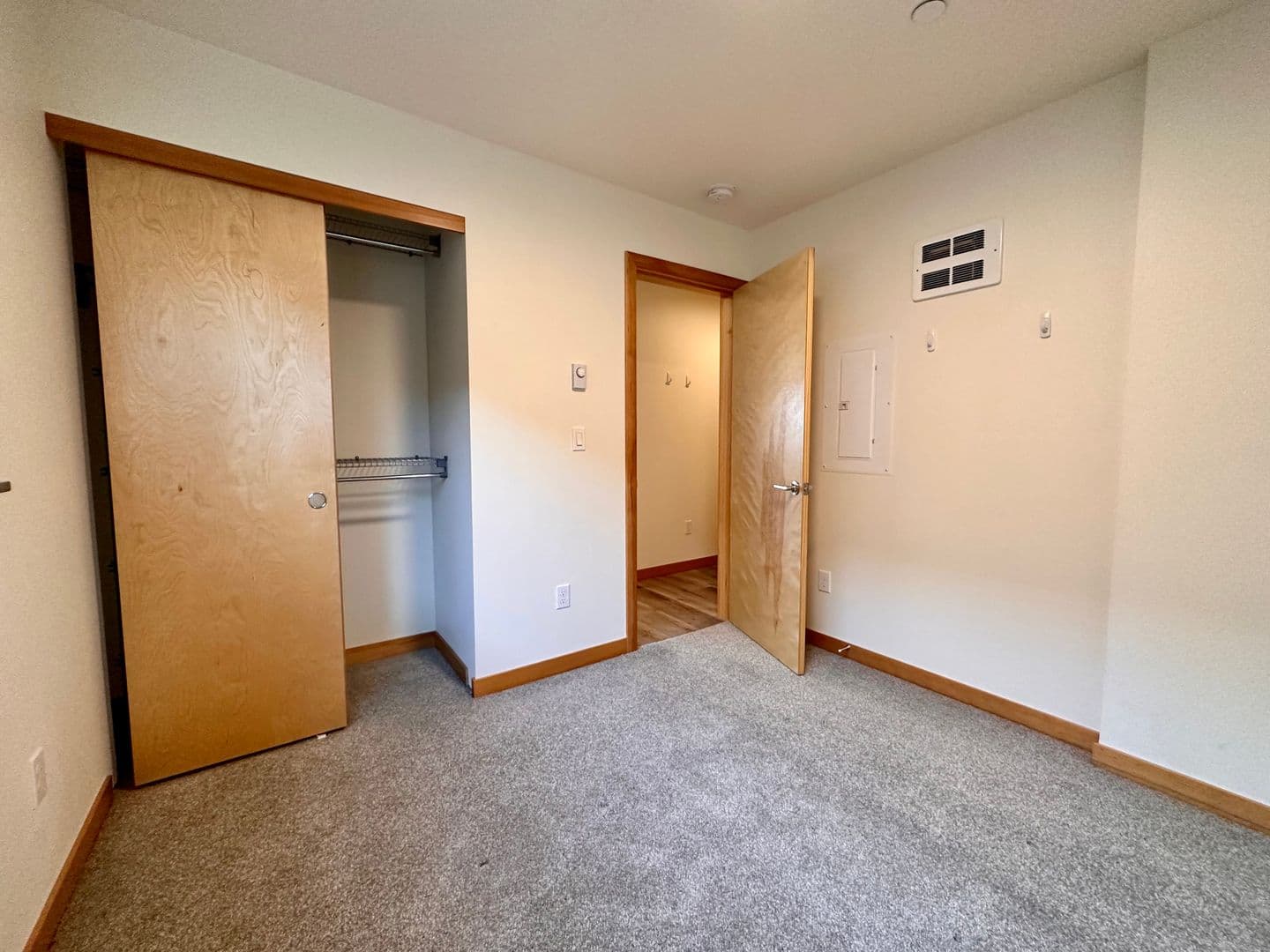Seattle Apartment: 2226 NW 58th St.