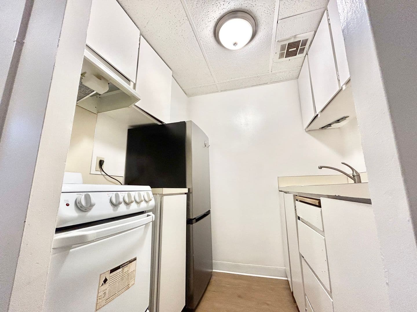 Seattle Apartment: 404 E. Howell St.