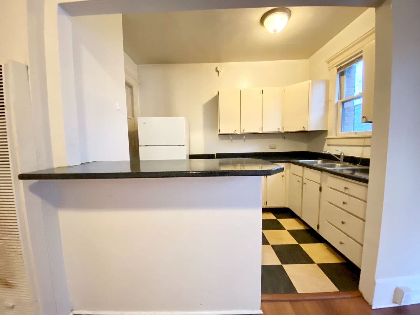 Seattle Apartment: 1511 Boylston Ave
