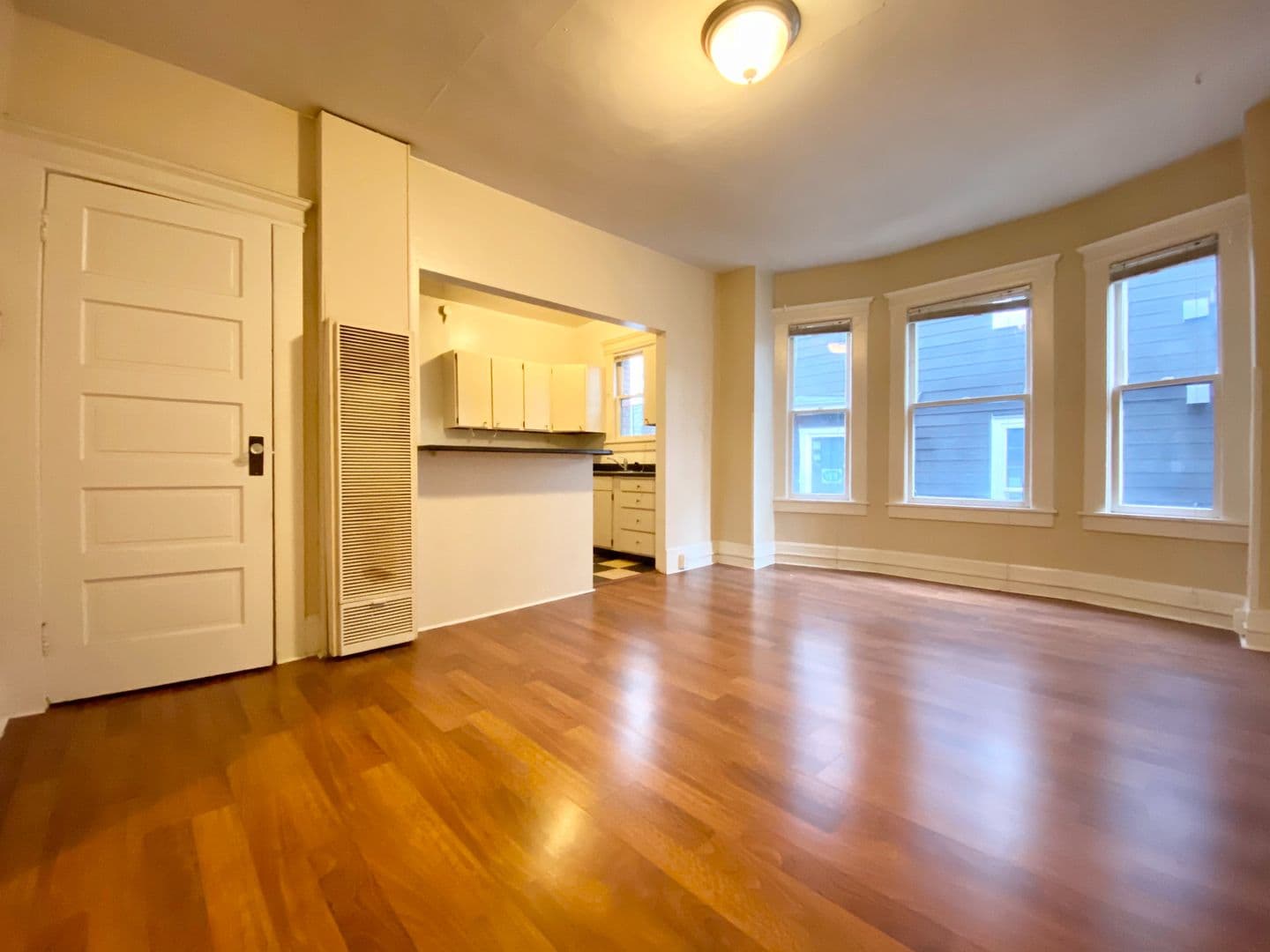 Seattle Apartment: 1511 Boylston Ave