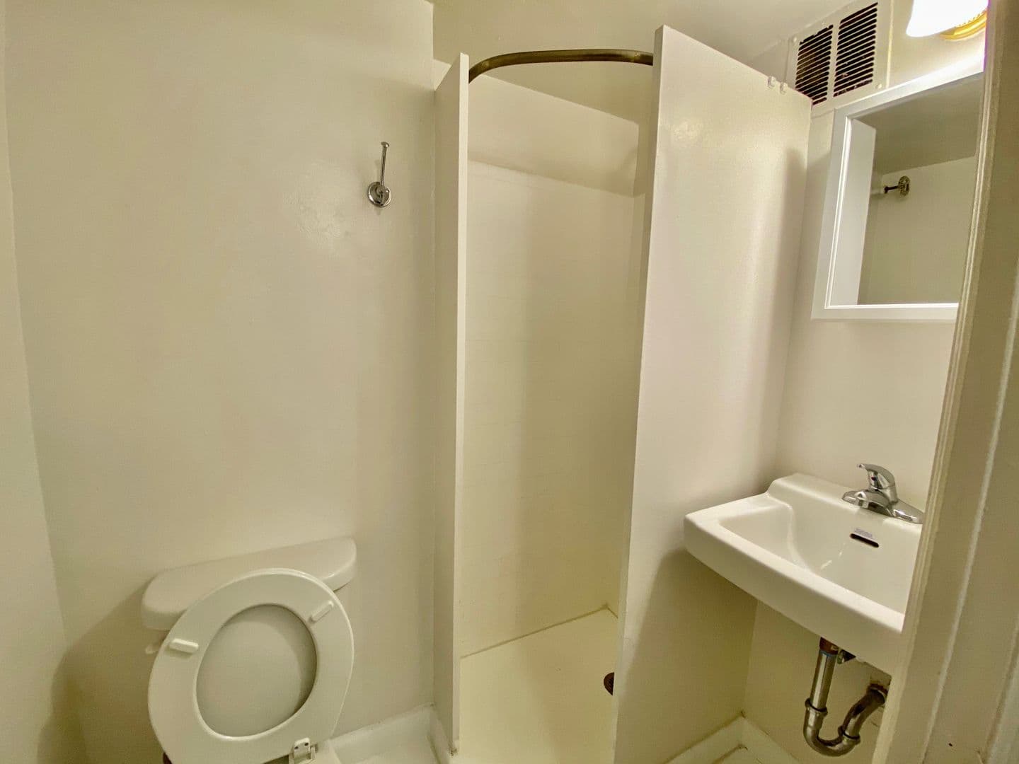 Seattle Apartment: 404 E. Howell St.