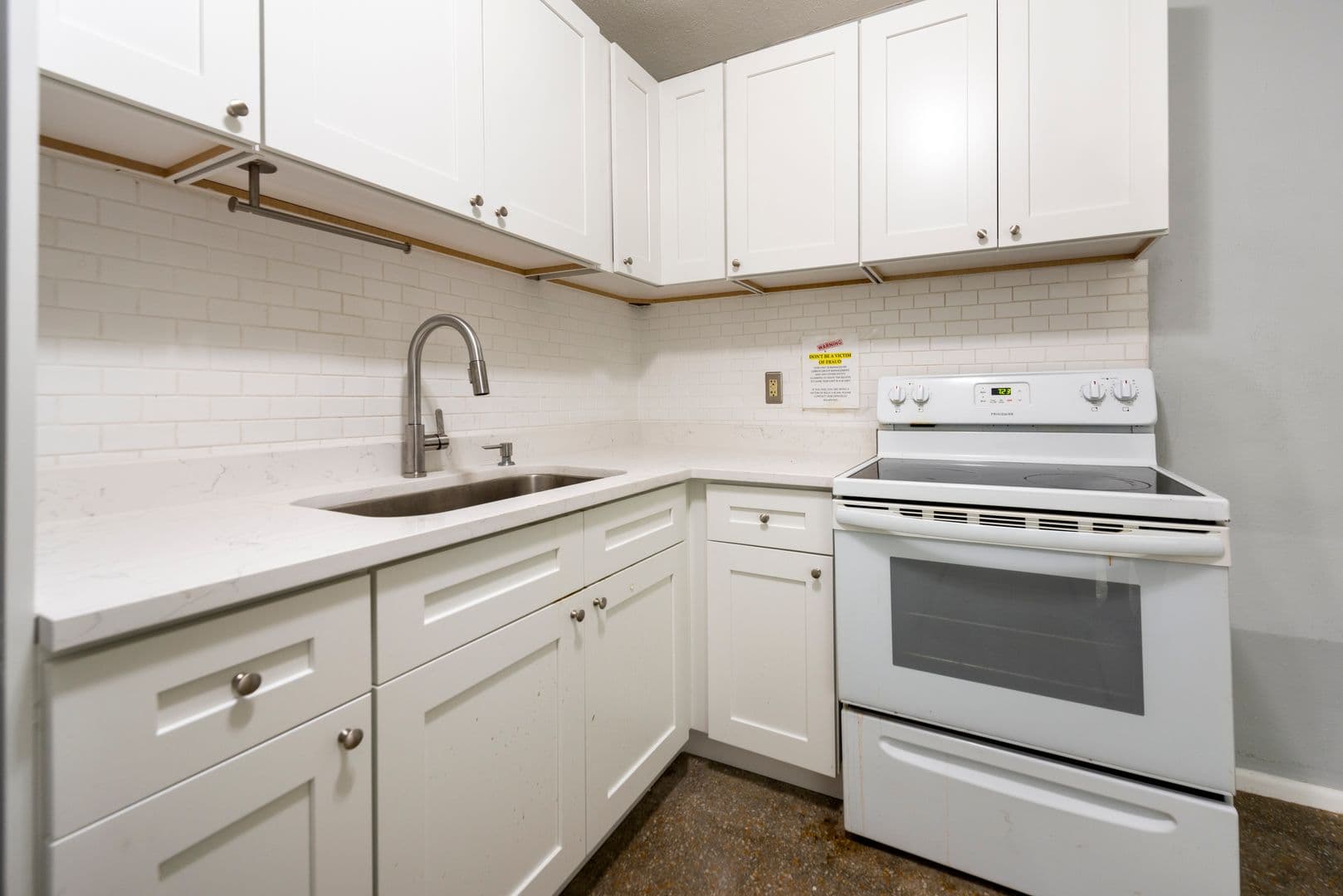 Fort Lauderdale Apartment: 806 NE 16th Place