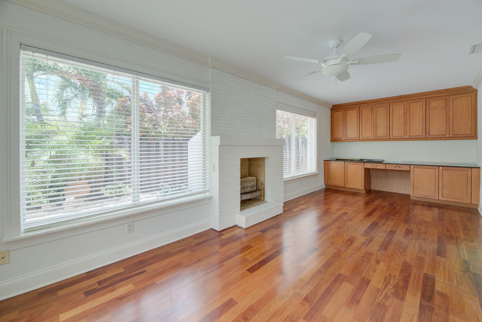 WILTON MANORS House: 2709 NE 16TH AVE
