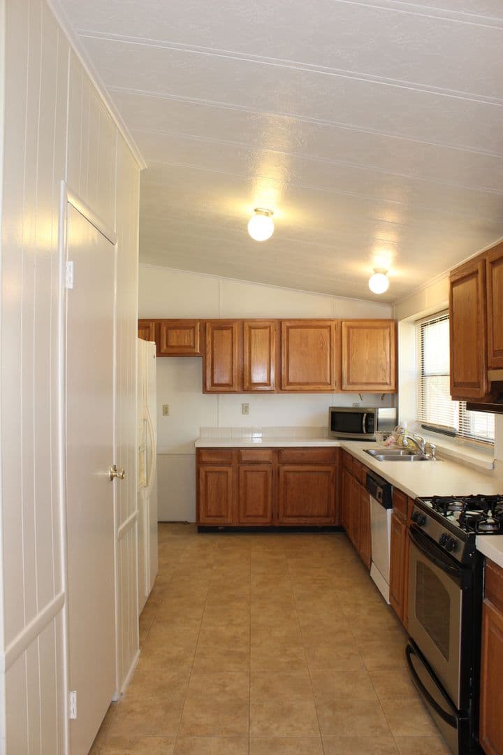 Austin Apartment: 14111 S Green Hills Loop Unit B