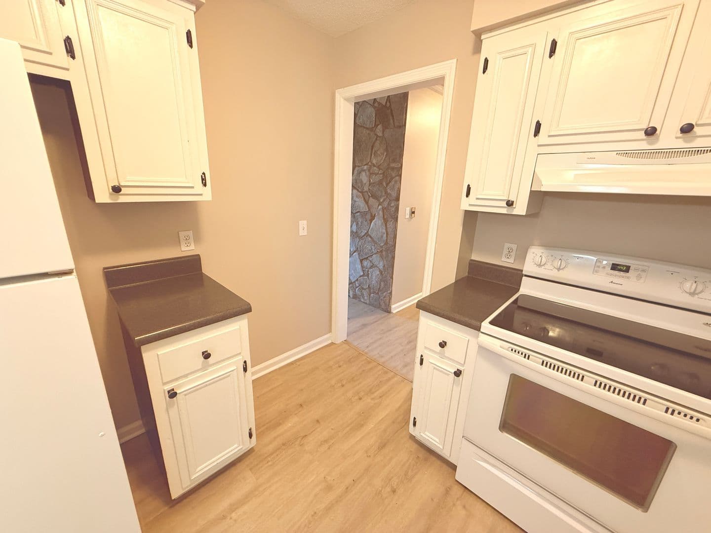 Hixson Apartment: 4751 Tessie Ln