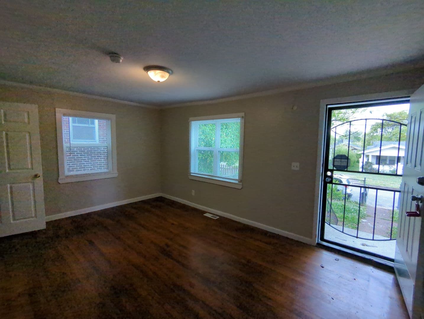 Chattanooga House: 2419 Vine St